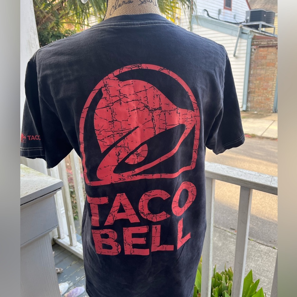 Taco 🌮 Bell Tee - Picture 4 of 4